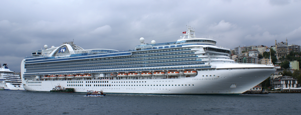 美国公主邮轮 Princess cruises翡翠公主号Emerald Princess