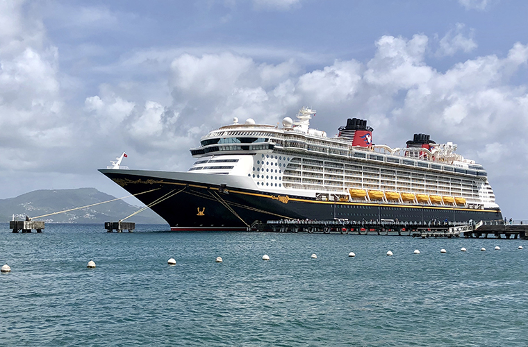 ʿ Disney Cruises  Fantasy