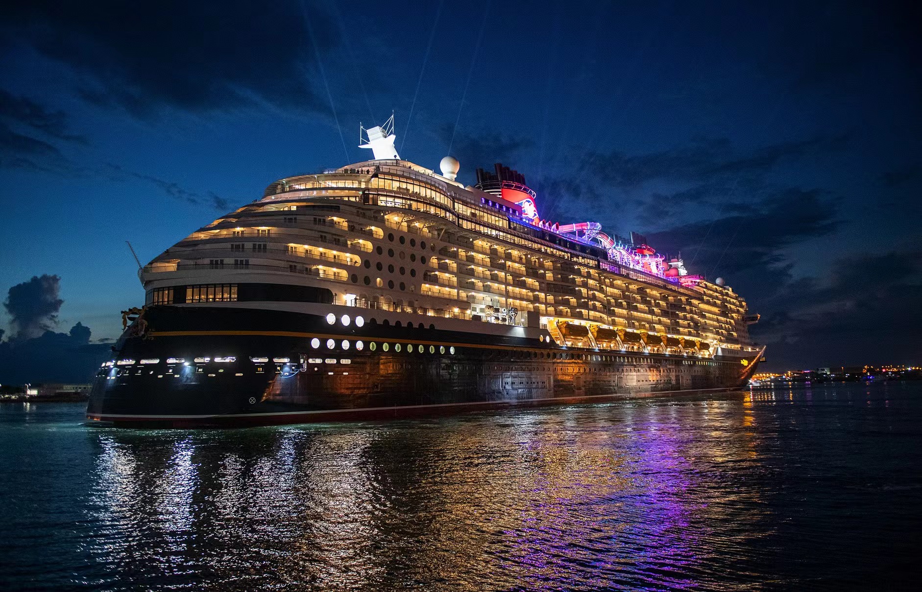 ʿ Disney Cruises  Dream